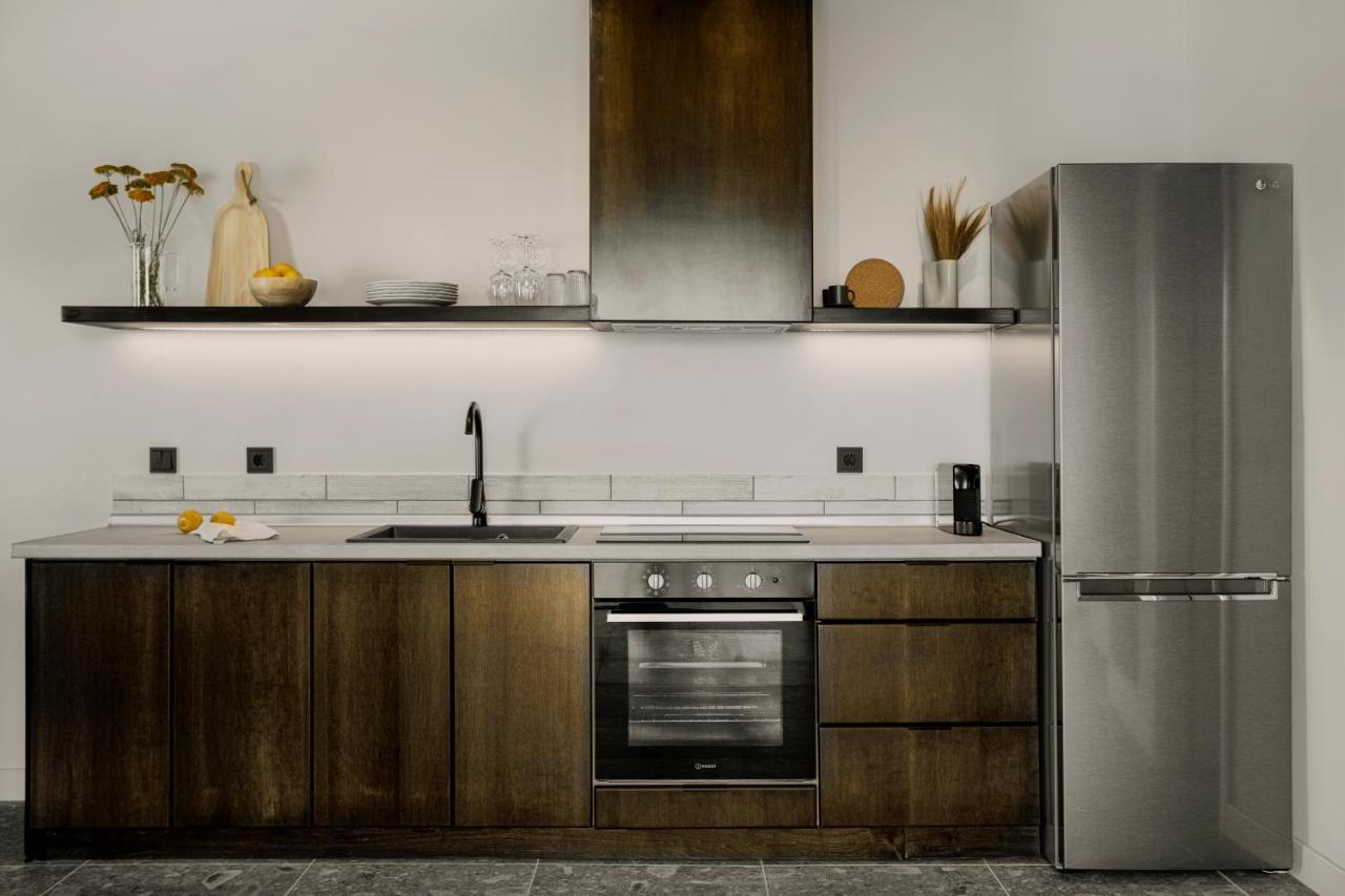 Aposperia Memorable Living