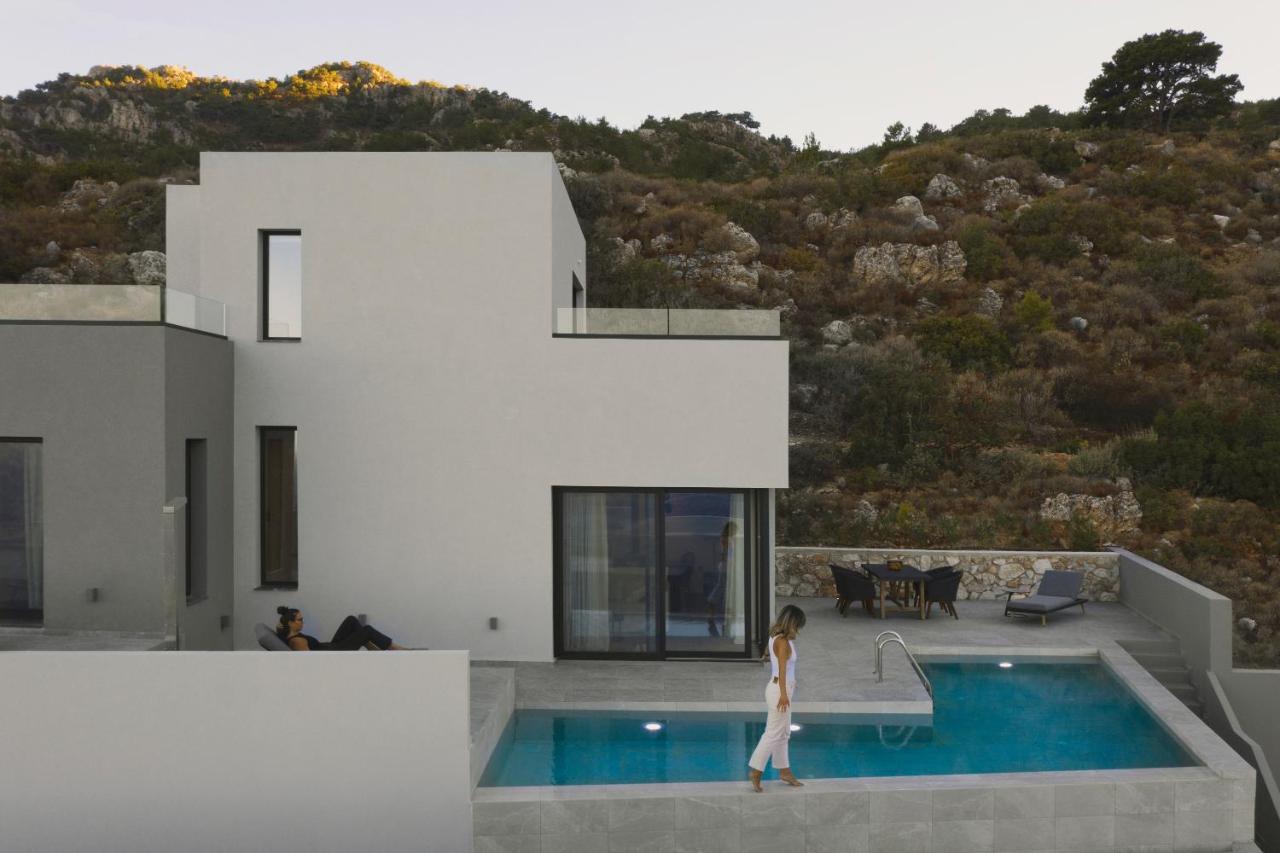 Aposperia Memorable Living