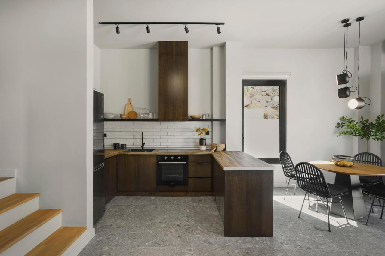 Aposperia Memorable Living