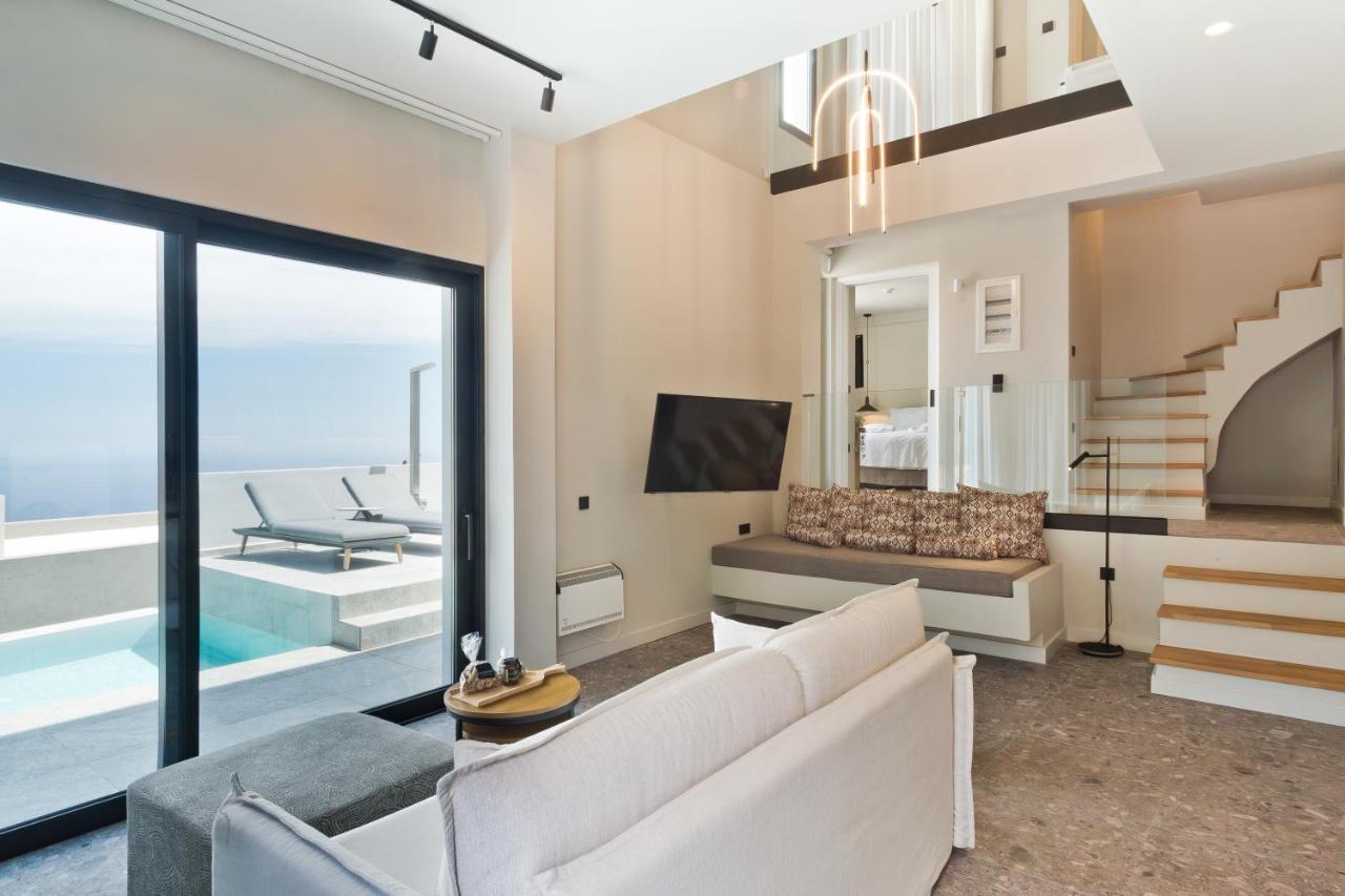 Aposperia Memorable Living *